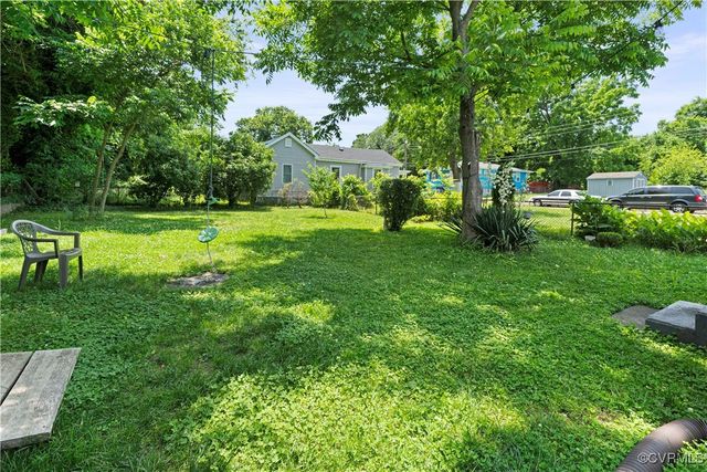 420 Mistletoe St, Petersburg, VA 23803