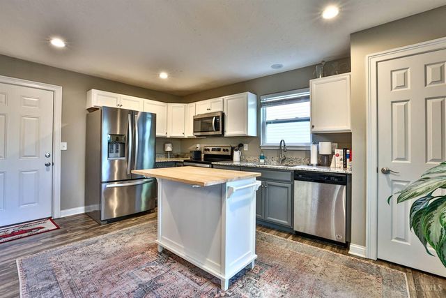 186 Garfield Avenue, Glendale, OH 45246