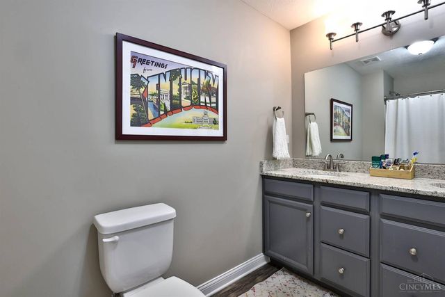 186 Garfield Avenue, Glendale, OH 45246