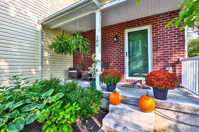 186 Garfield Avenue, Glendale, OH 45246