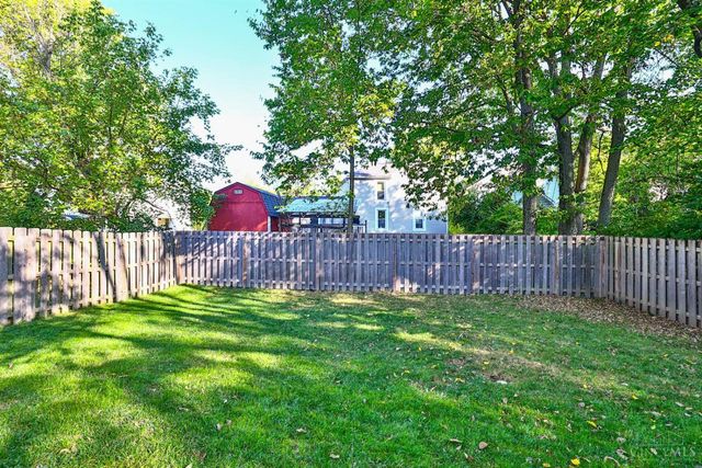 186 Garfield Avenue, Glendale, OH 45246