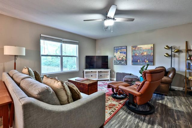 186 Garfield Avenue, Glendale, OH 45246