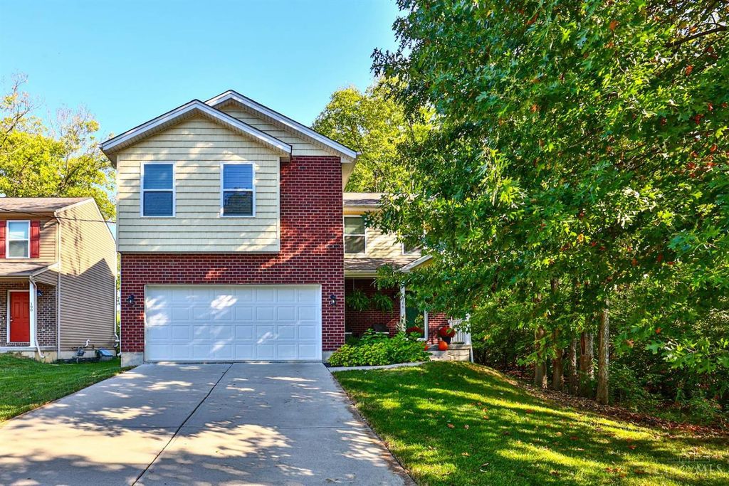 186 Garfield Avenue, Glendale, OH 45246