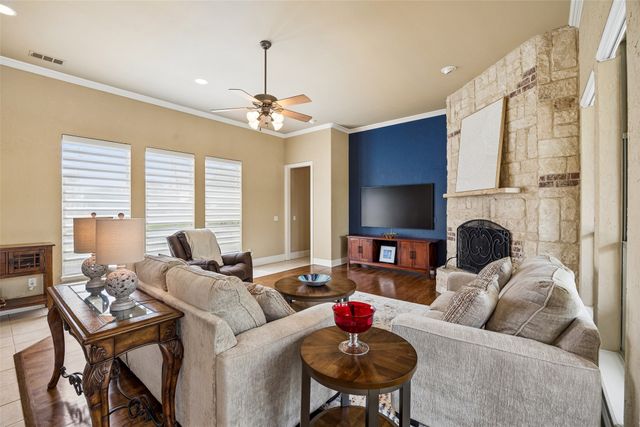 1320 Lakeview Drive, Celina, TX 75009