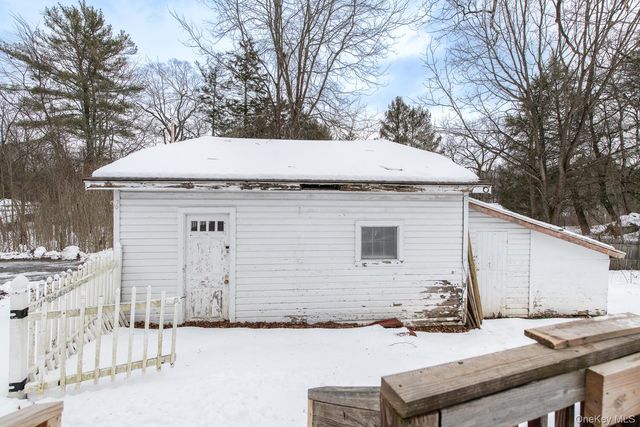 1824 Route 44, Pleasant Valley, NY 12569