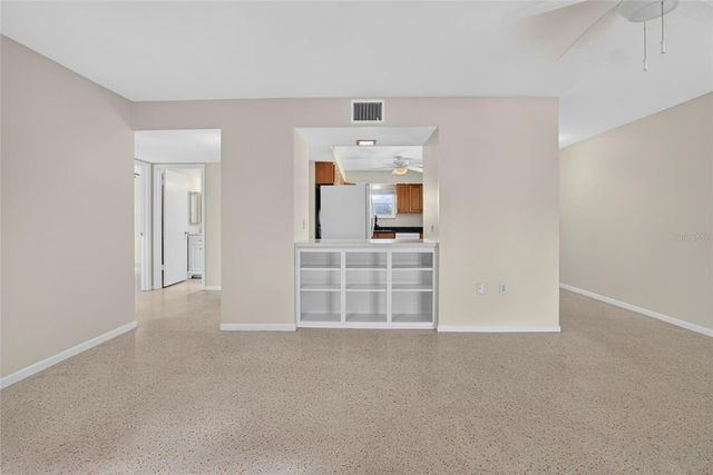 705 THUNDERBIRD AVENUE, Sun City Center, FL 33573