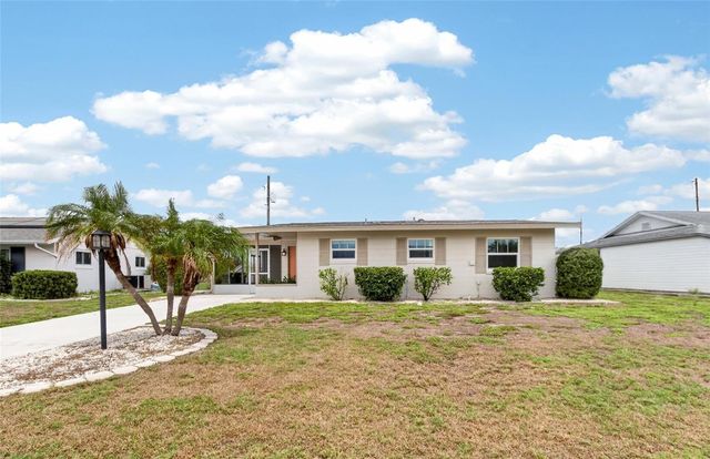705 THUNDERBIRD AVENUE, Sun City Center, FL 33573