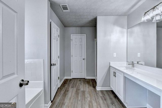 3184 English Ivy Lane, Buford, GA 30519