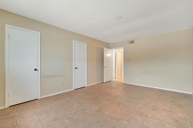 11550 Chimney Rock Road 324, Houston, TX 77035