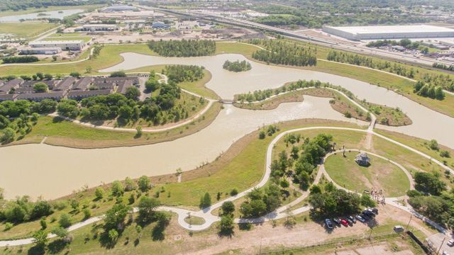 11550 Chimney Rock Road 324, Houston, TX 77035