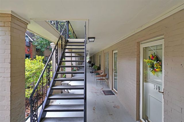 11550 Chimney Rock Road 324, Houston, TX 77035