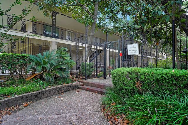 11550 Chimney Rock Road 324, Houston, TX 77035