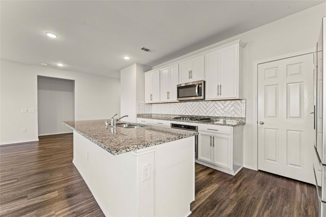 5826 Savanna Pasture Road, Katy, TX 77493