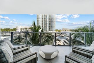 17111 Biscayne Blvd 307, North Miami Beach, FL 33160