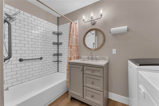 556 E Mimosa Lane, Fayetteville, AR 72703