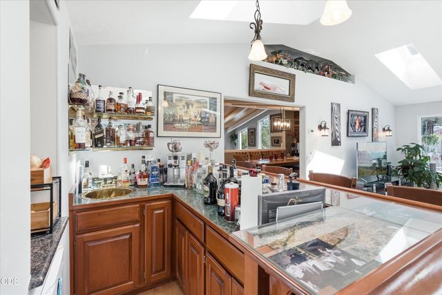 900 Rancho Vista Drive, Grants Pass, OR 97526