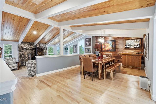 900 Rancho Vista Drive, Grants Pass, OR 97526
