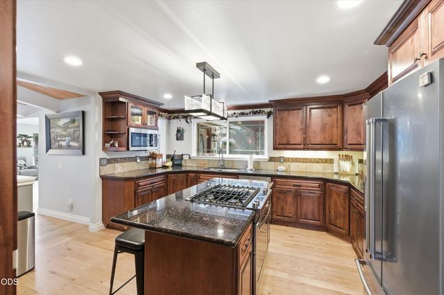 900 Rancho Vista Drive, Grants Pass, OR 97526