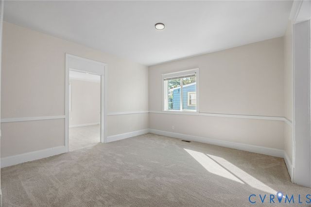 623 Colonial Ave, Colonial Heights, VA 23834