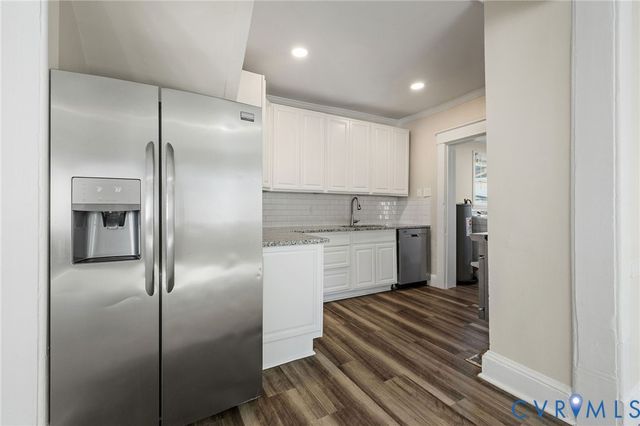 623 Colonial Ave, Colonial Heights, VA 23834