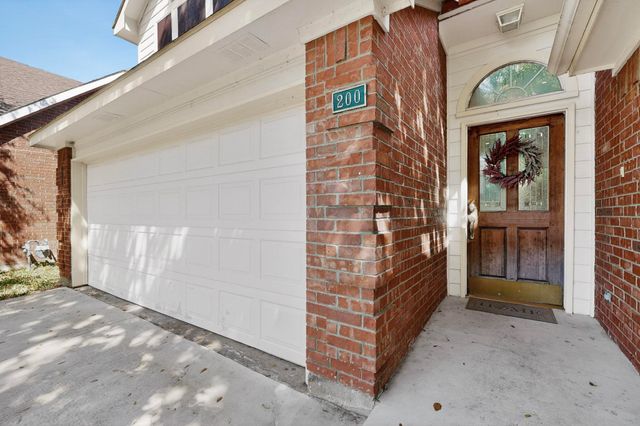 200 Morning Star Court, Irving, TX 75063