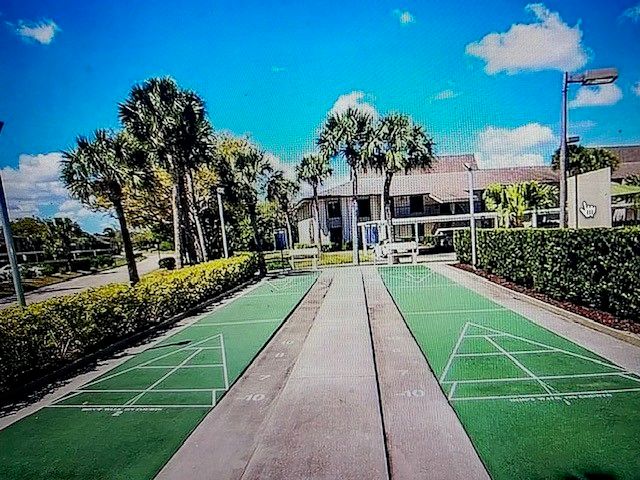 30 Plantation Drive 104, Vero Beach, FL 32966