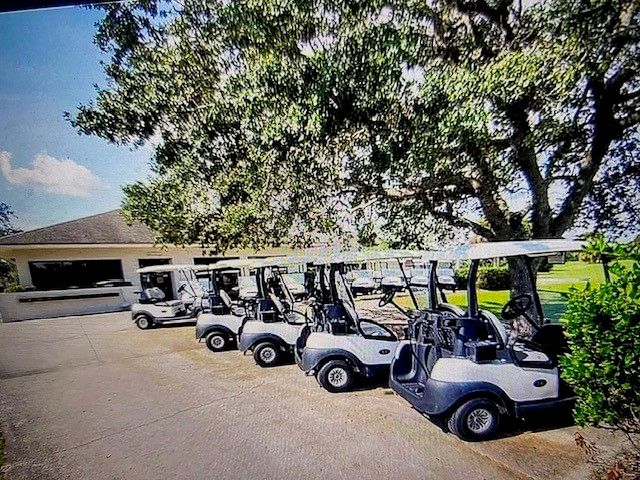 30 Plantation Drive 104, Vero Beach, FL 32966
