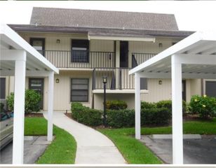 30 Plantation Drive 104, Vero Beach, FL 32966