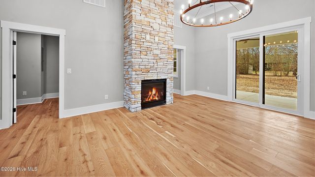 2827 Landing Circle, Grimesland, NC 27837