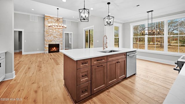 2827 Landing Circle, Grimesland, NC 27837