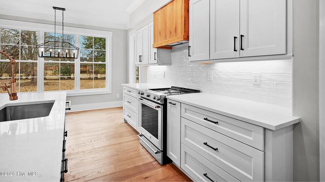 2827 Landing Circle, Grimesland, NC 27837