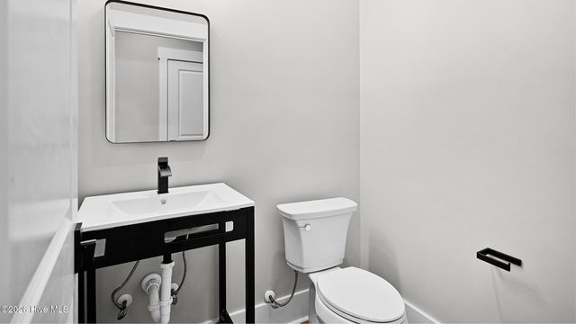 2827 Landing Circle, Grimesland, NC 27837