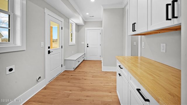 2827 Landing Circle, Grimesland, NC 27837