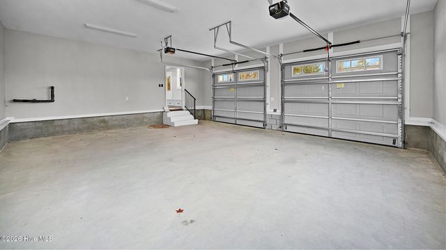 2827 Landing Circle, Grimesland, NC 27837