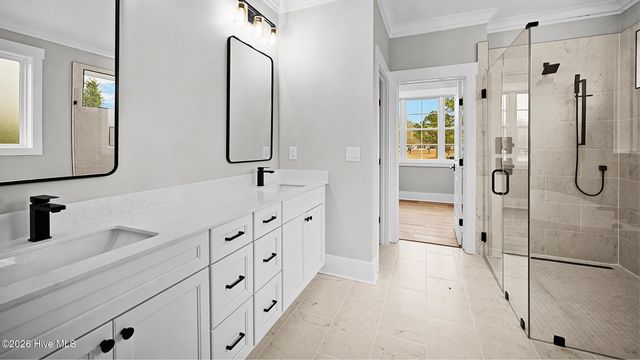 2827 Landing Circle, Grimesland, NC 27837