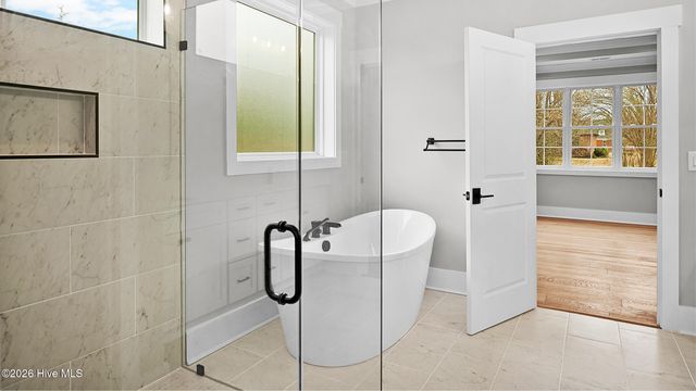 2827 Landing Circle, Grimesland, NC 27837