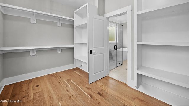 2827 Landing Circle, Grimesland, NC 27837