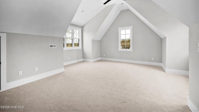 2827 Landing Circle, Grimesland, NC 27837