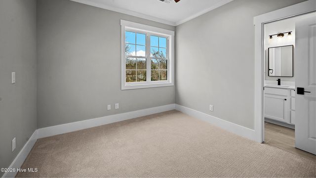 2827 Landing Circle, Grimesland, NC 27837