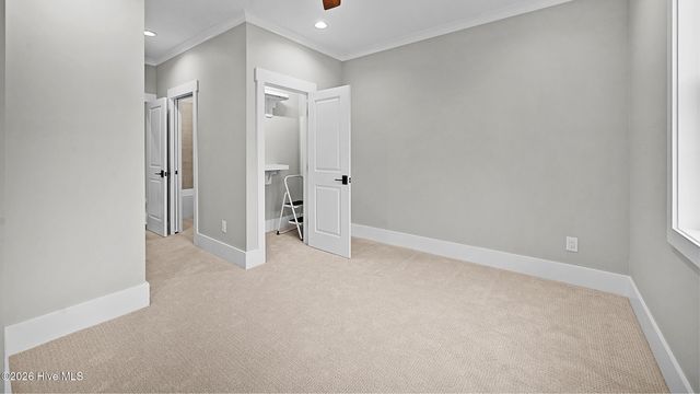 2827 Landing Circle, Grimesland, NC 27837