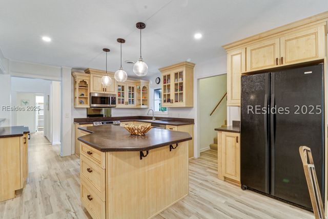 11 Planters Wood Ct, Hilton Head Island, SC 29928