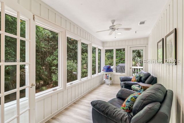 11 Planters Wood Ct, Hilton Head Island, SC 29928