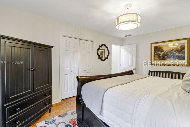 11 Planters Wood Ct, Hilton Head Island, SC 29928