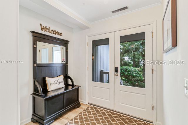 11 Planters Wood Ct, Hilton Head Island, SC 29928