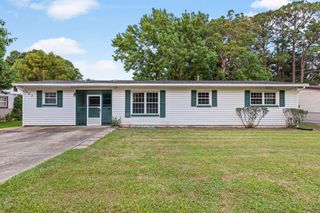 123 SW Robinwood Drive, Fort Walton Beach, FL 32548