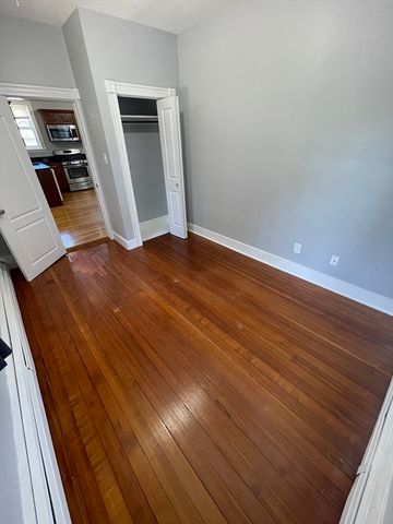 330 Western Ave 3, Cambridge, MA 02139