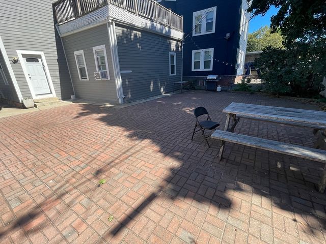 330 Western Ave 3, Cambridge, MA 02139