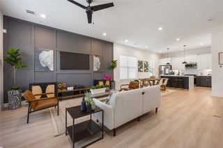 2530 Live Oak Street, Houston, TX 77004