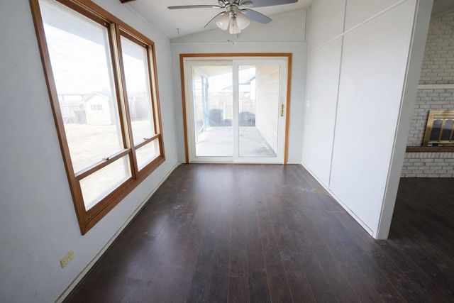 115 Windward Ct, Newton, KS 67114