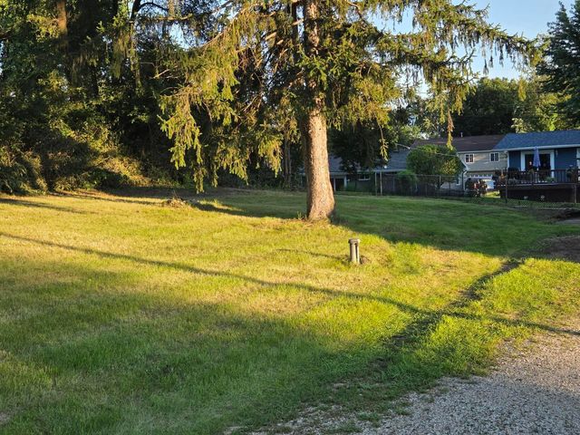 7301 Chippewa Drive, Wonder Lake, IL 60097